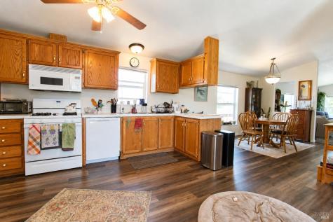 2408-2412 Magnolia Avenue Petaluma CA 94952