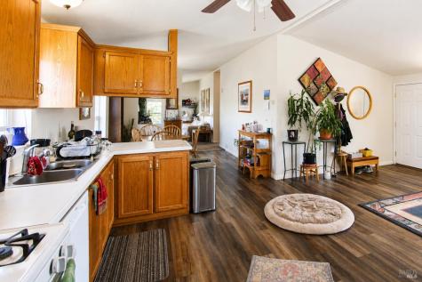 2408-2412 Magnolia Avenue Petaluma CA 94952