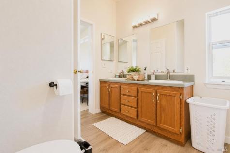 2408-2412 Magnolia Avenue Petaluma CA 94952