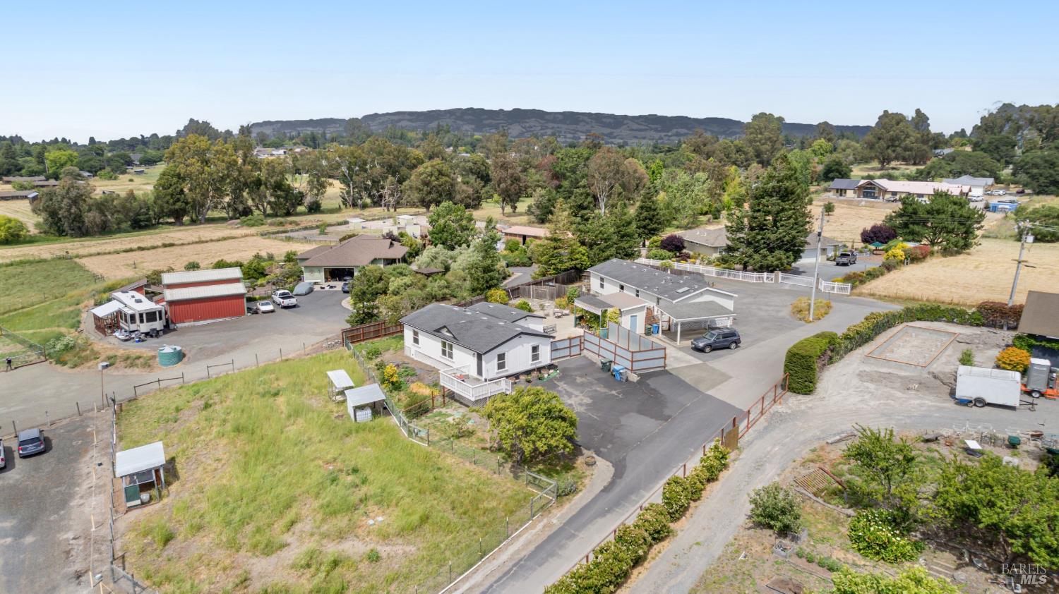 2408-2412 Magnolia Avenue Petaluma CA 94952