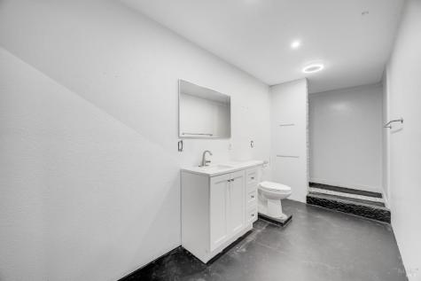 2408-2412 Magnolia Avenue Petaluma CA 94952
