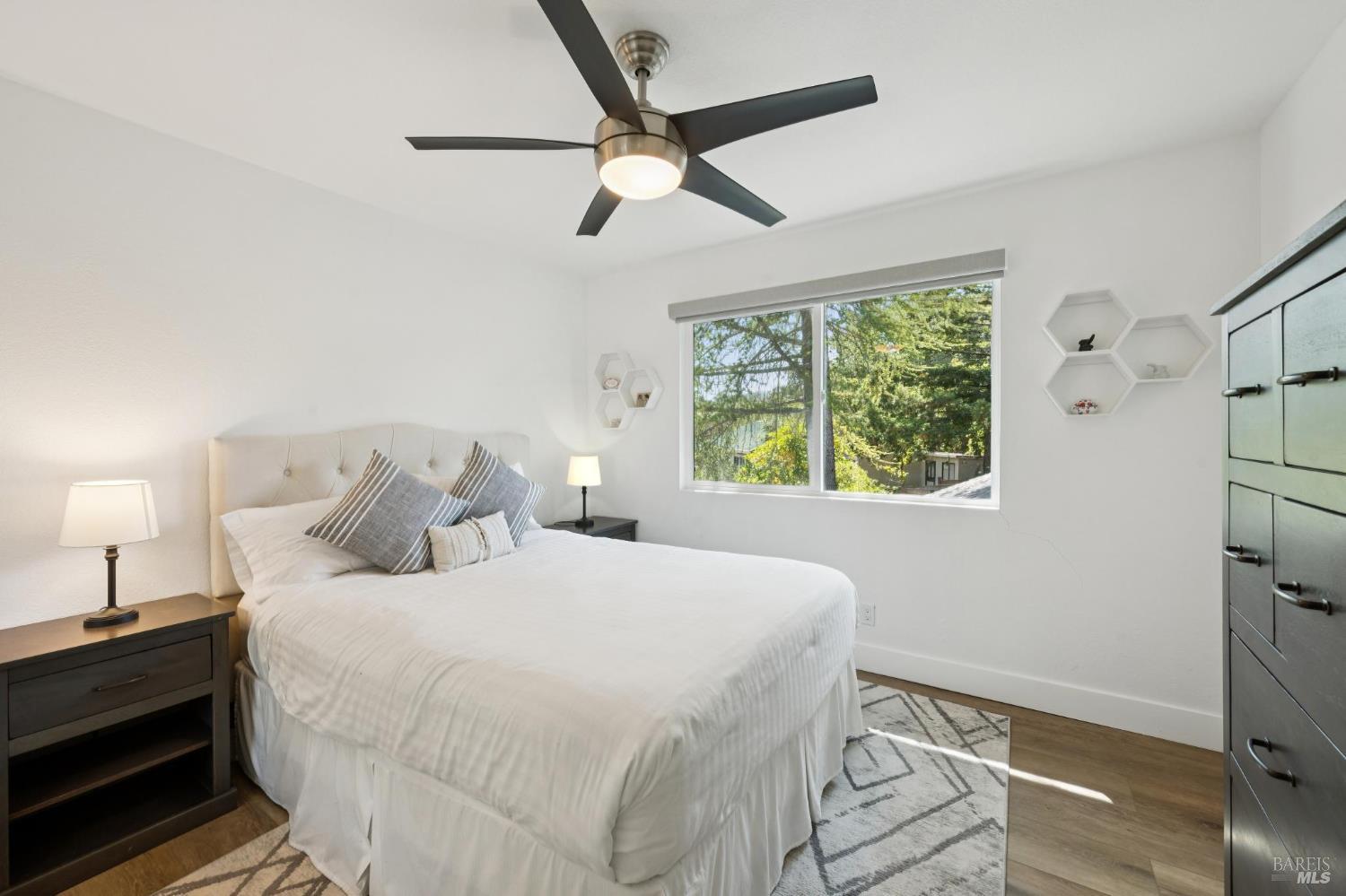 14072 Arnold Drive Glen Ellen CA 95442