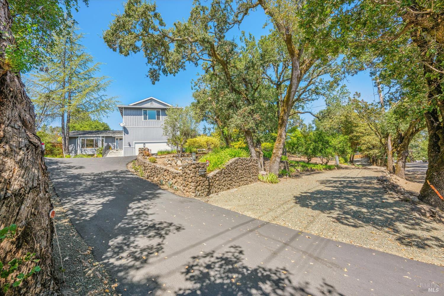 14072 Arnold Drive Glen Ellen CA 95442