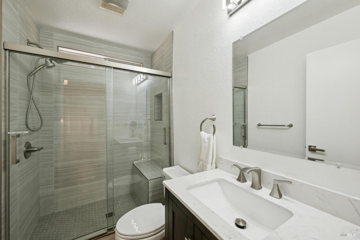 14072 Arnold Drive Glen Ellen CA 95442