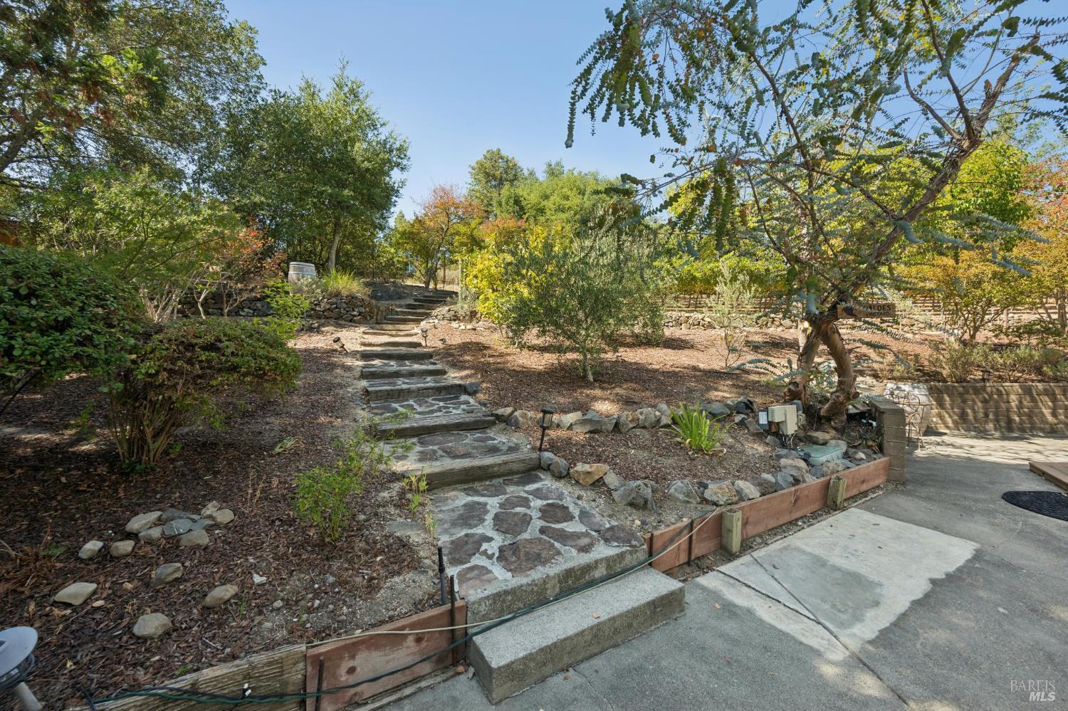 14072 Arnold Drive Glen Ellen CA 95442