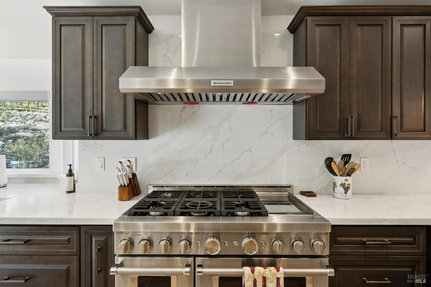 14072 Arnold Drive Glen Ellen CA 95442