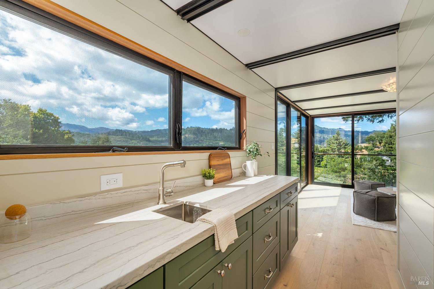 104 Camino Vista St. Helena CA 94574