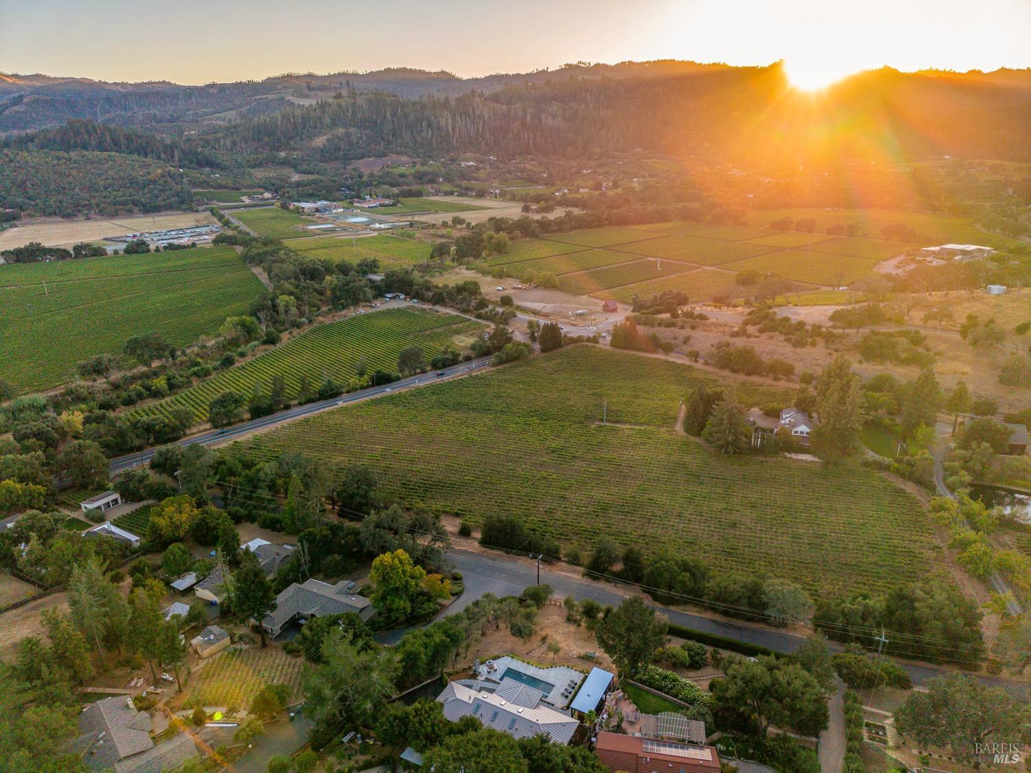 104 Camino Vista St. Helena CA 94574