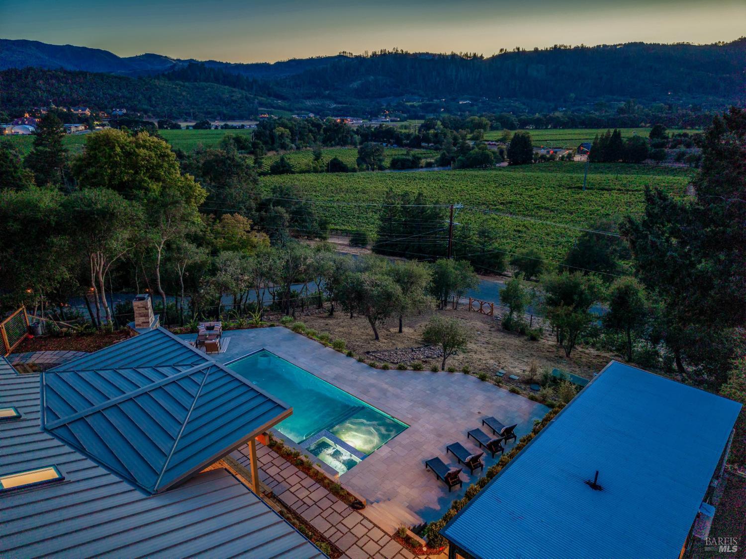 104 Camino Vista St. Helena CA 94574