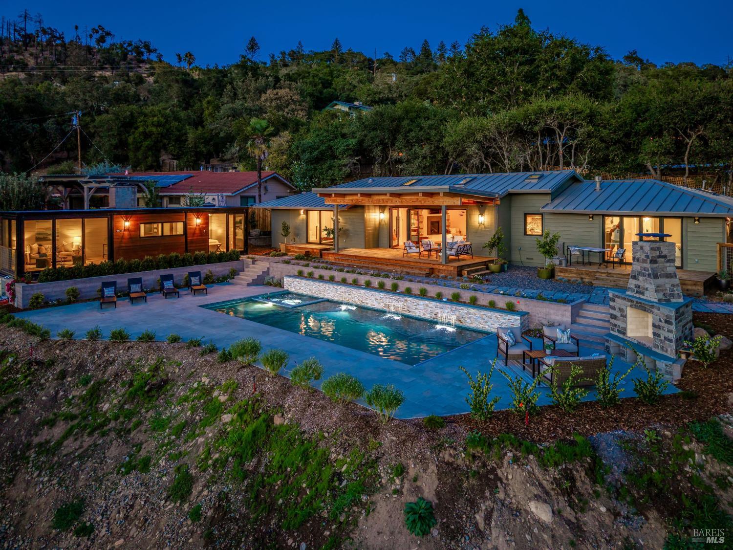 104 Camino Vista St. Helena CA 94574