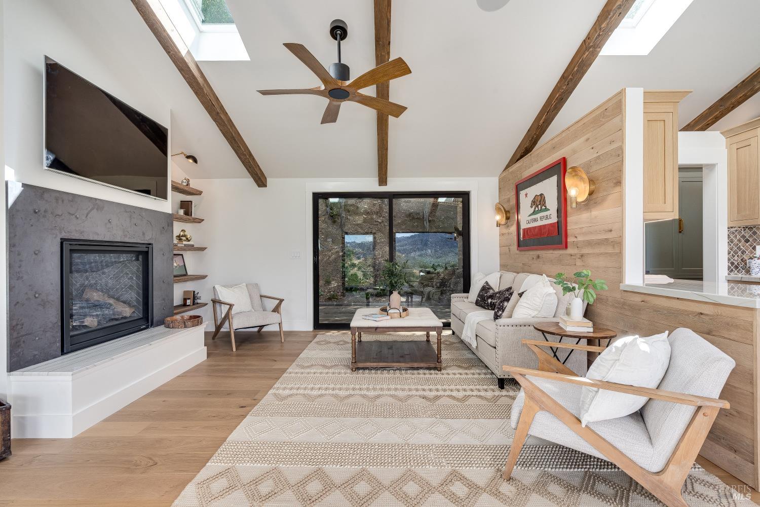 104 Camino Vista St. Helena CA 94574