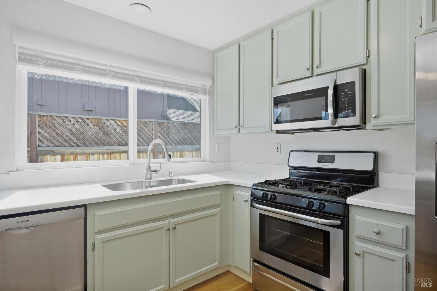 2148 Bock Street Santa Rosa CA 95403