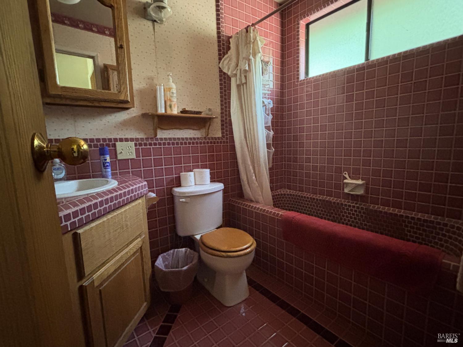 30518 Rodeo Road Potter Valley CA 95469