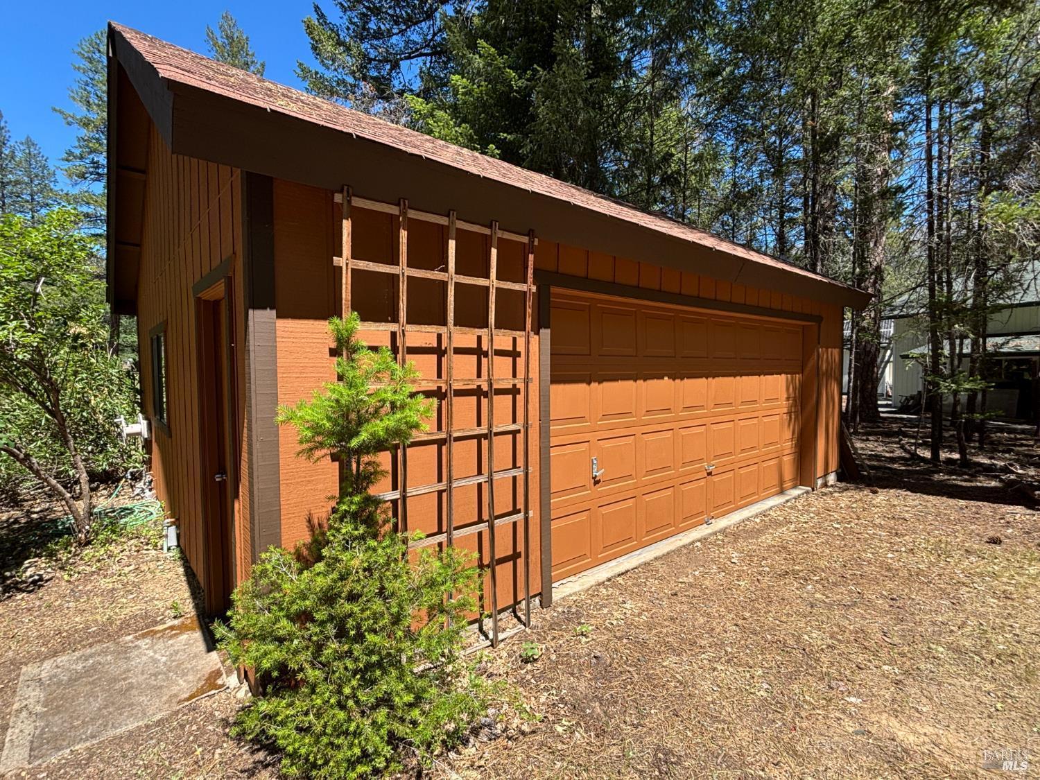 30518 Rodeo Road Potter Valley CA 95469