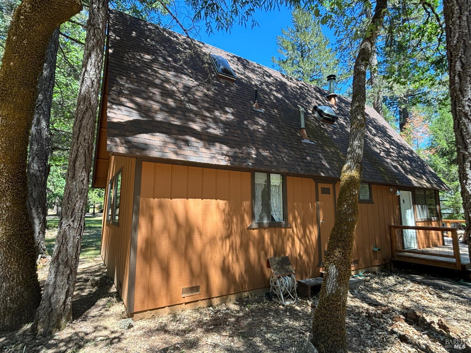30518 Rodeo Road Potter Valley CA 95469