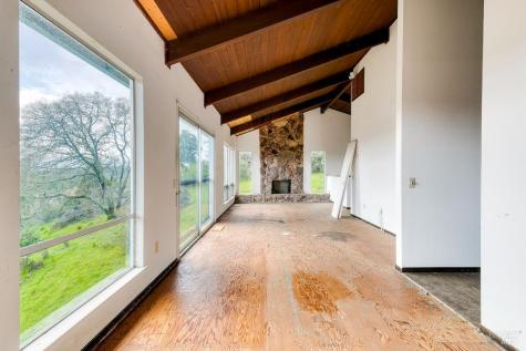 2511 Laguna Vista Drive Novato CA 94945