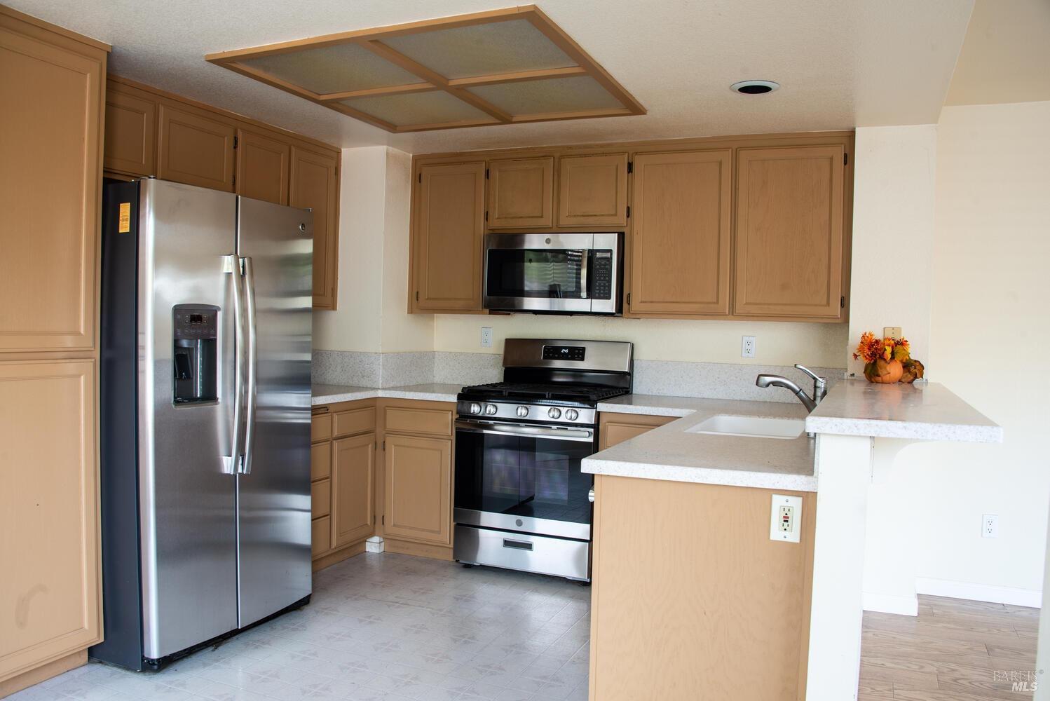 7036 Edinburgh Court Windsor CA 95492