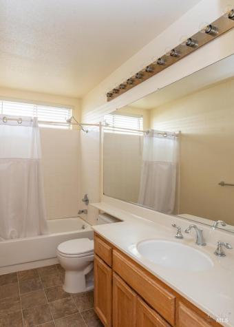 7036 Edinburgh Court Windsor CA 95492