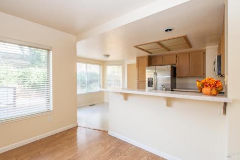 7036 Edinburgh Court Windsor CA 95492