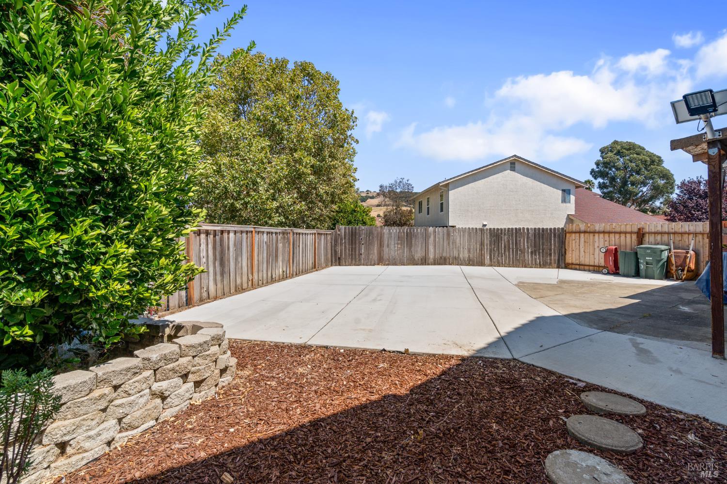 128 Evelyn Circle Vallejo CA 94589