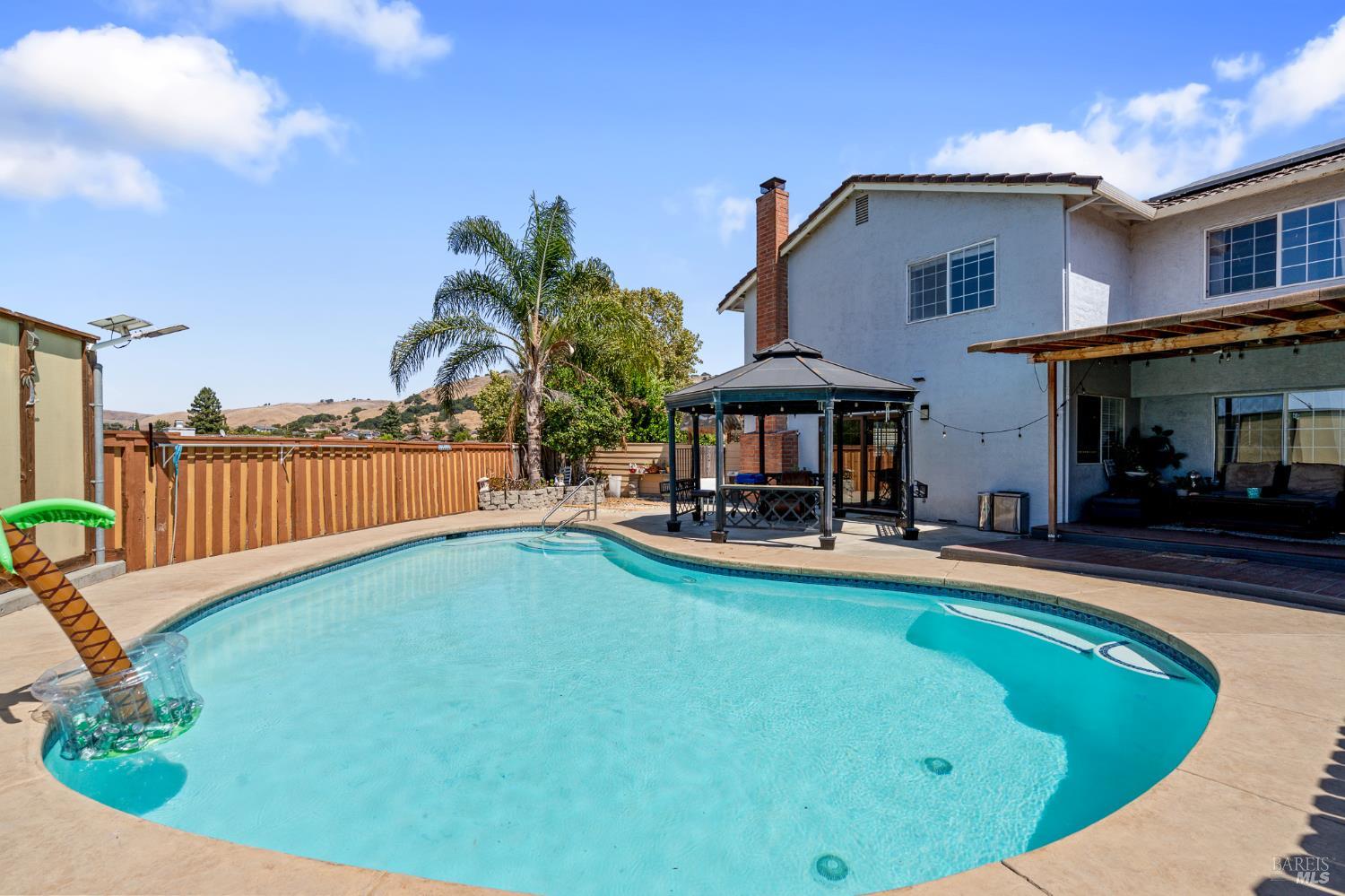 128 Evelyn Circle Vallejo CA 94589