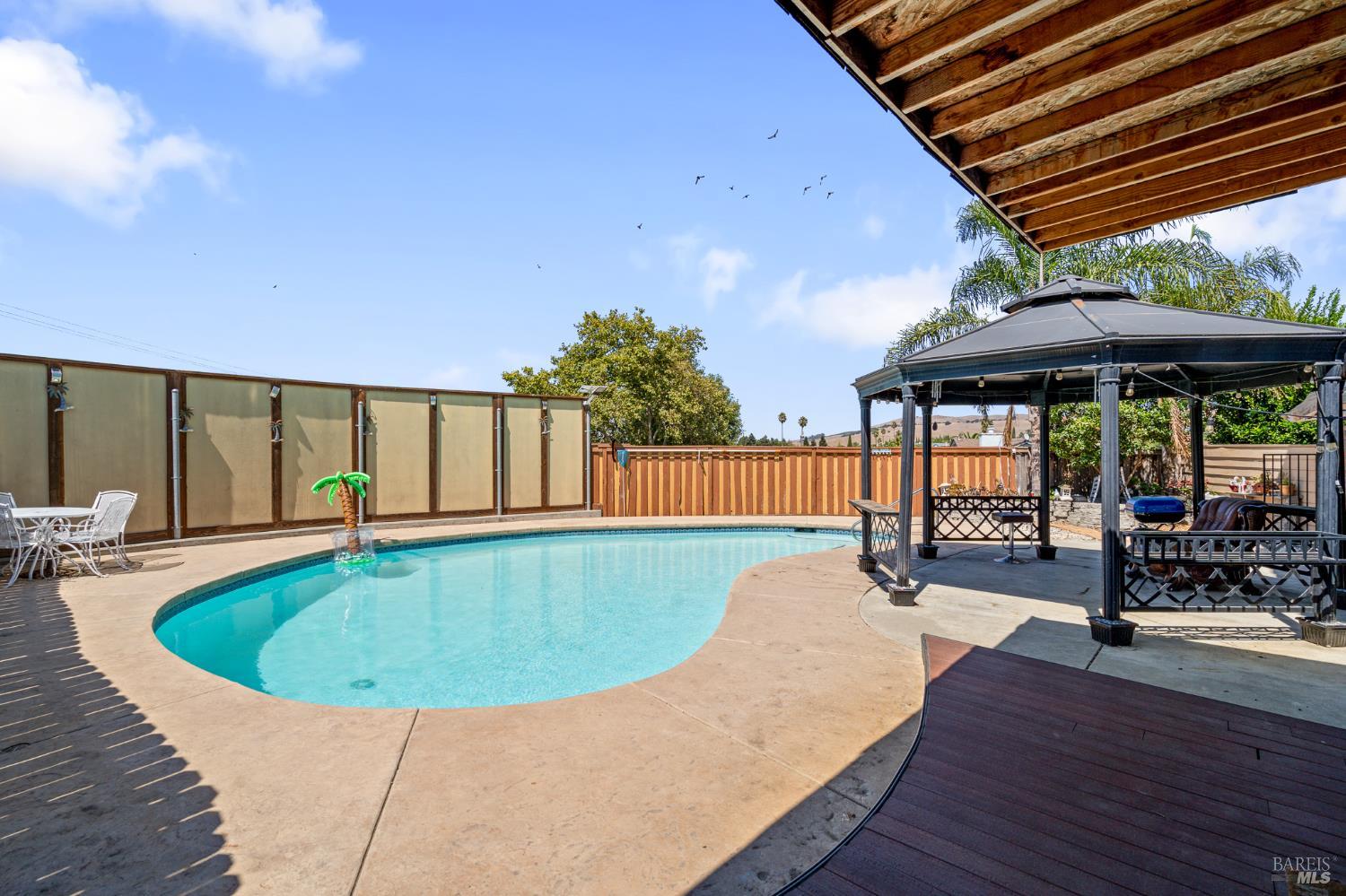 128 Evelyn Circle Vallejo CA 94589