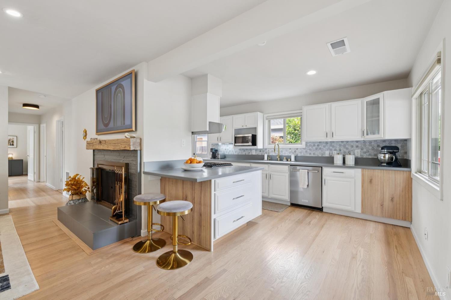 836 Wilmac Avenue Novato CA 94947