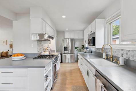 836 Wilmac Avenue Novato CA 94947