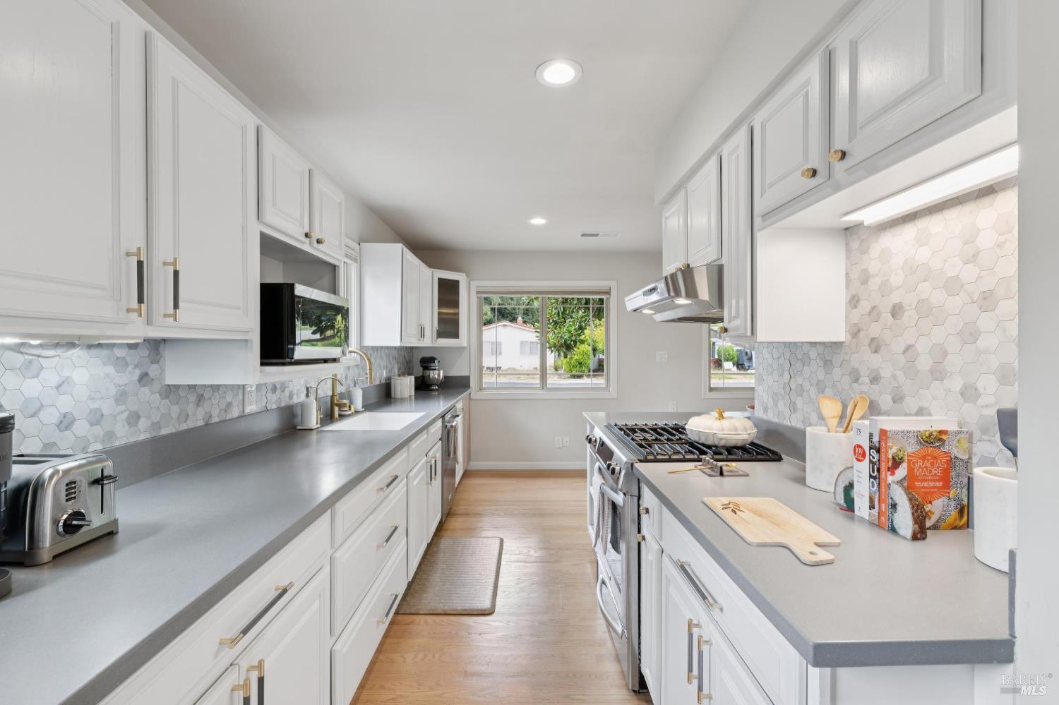 836 Wilmac Avenue Novato CA 94947