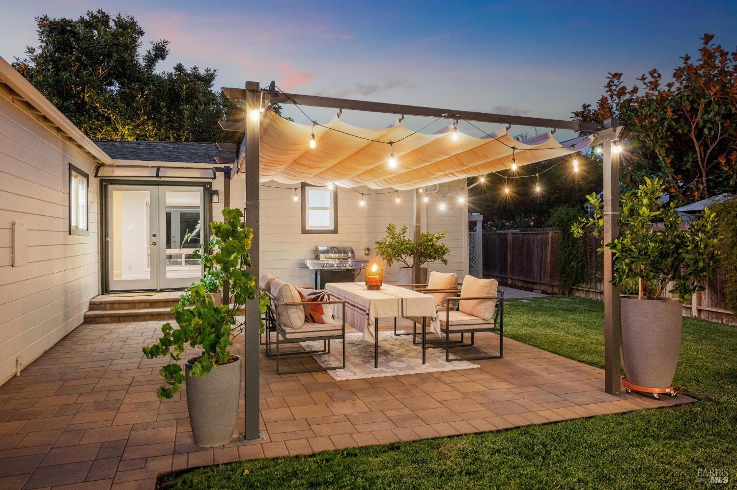 836 Wilmac Avenue Novato CA 94947