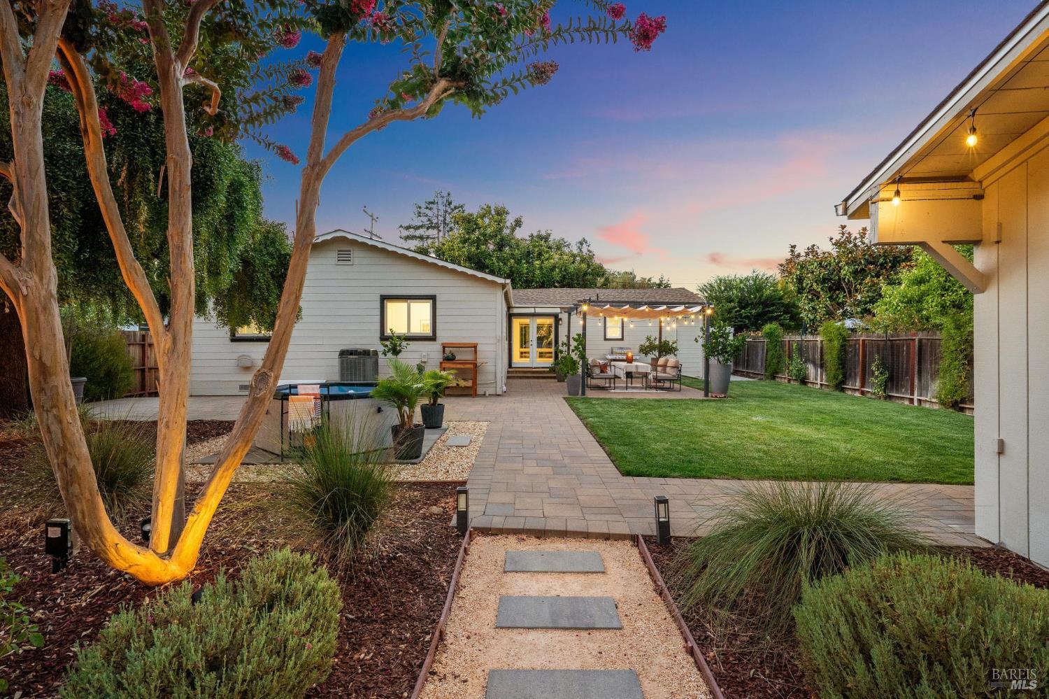 836 Wilmac Avenue Novato CA 94947
