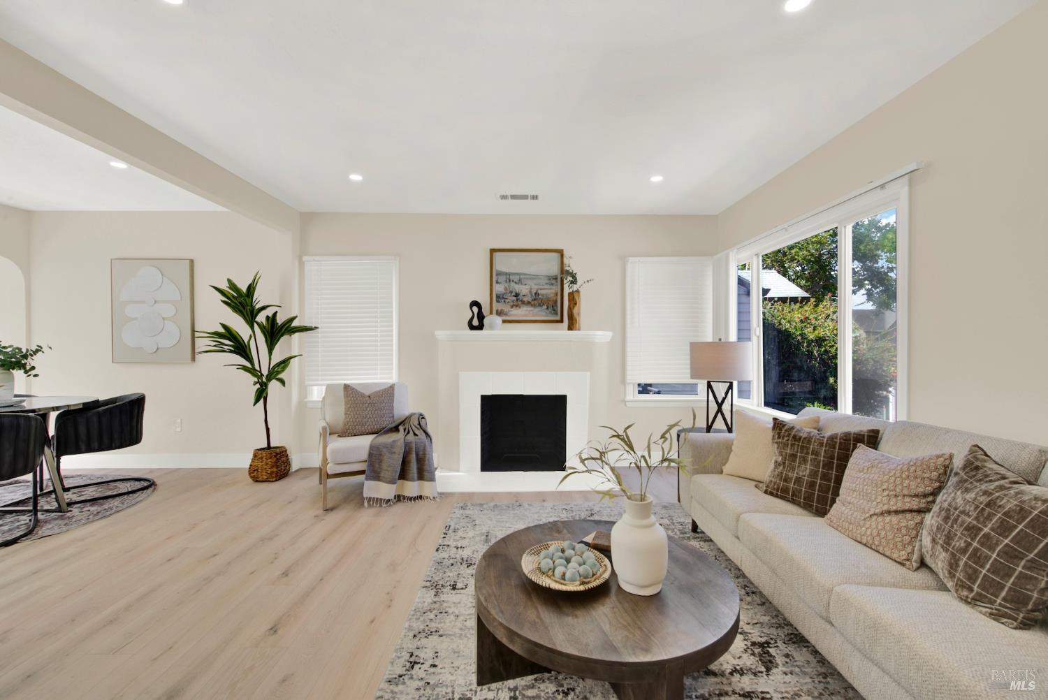 246 Viewmont Avenue Vallejo CA 94590