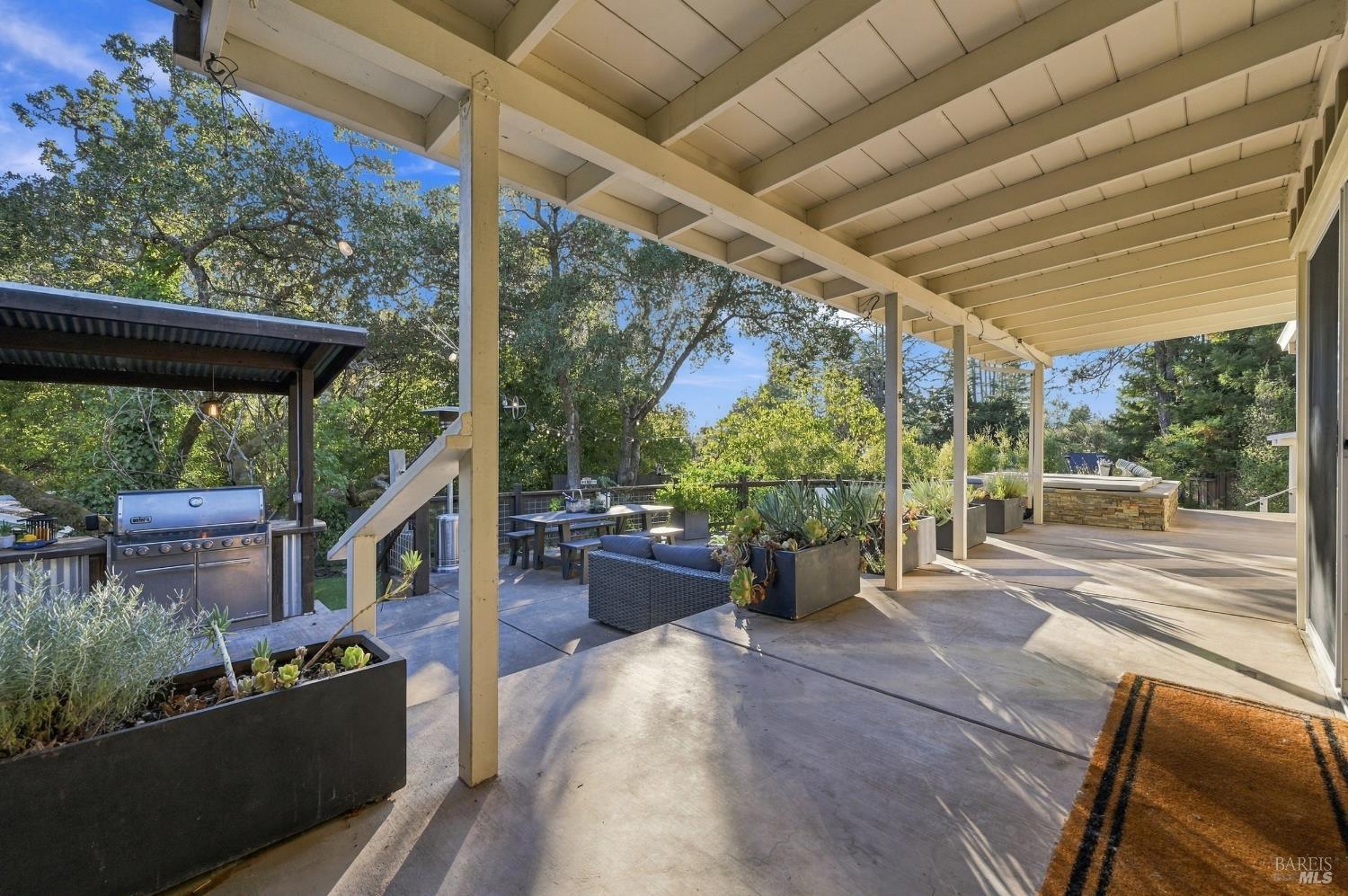 50 Oakcrest Court Napa CA 94558