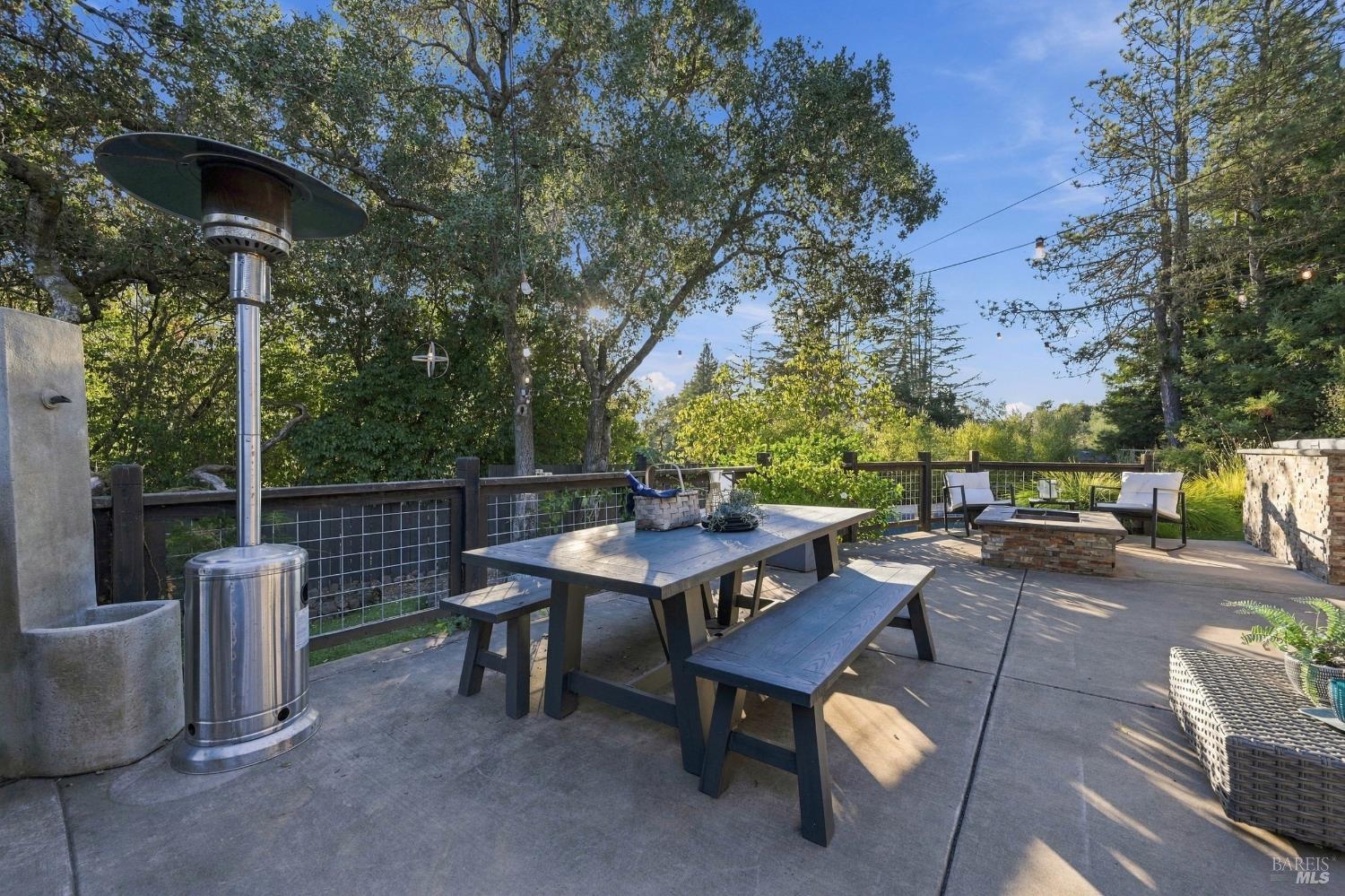 50 Oakcrest Court Napa CA 94558