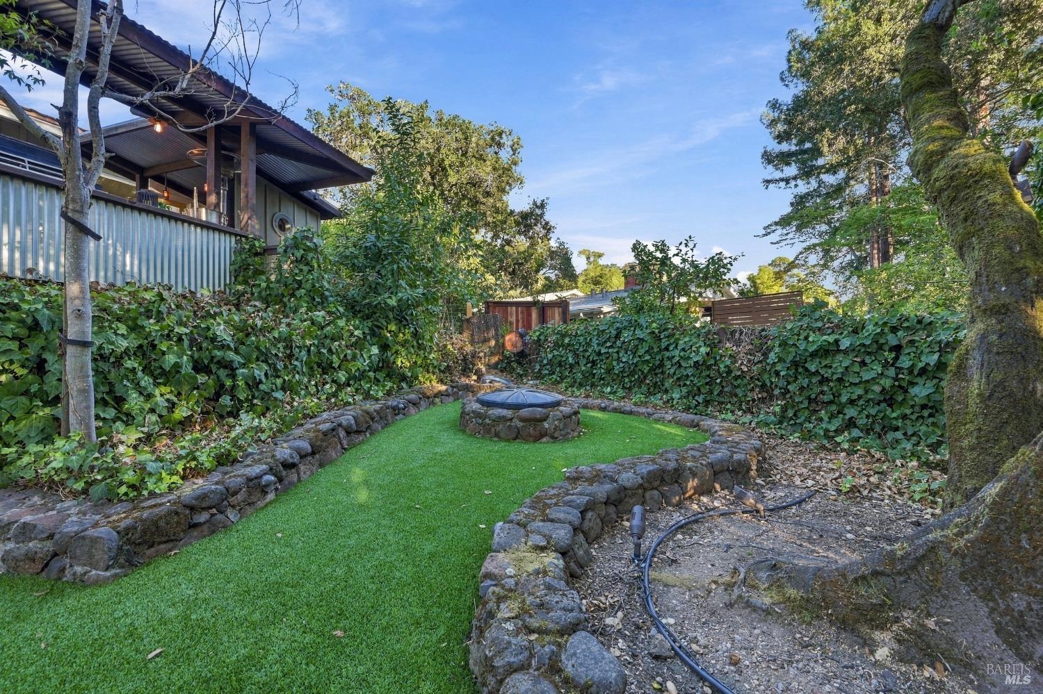50 Oakcrest Court Napa CA 94558