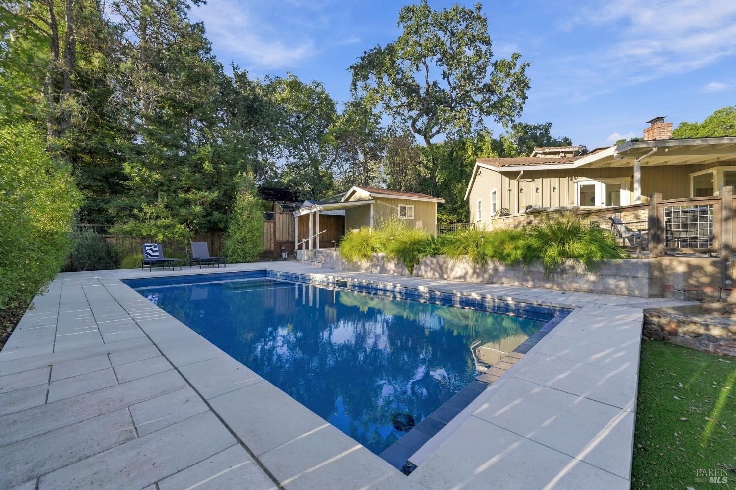 50 Oakcrest Court Napa CA 94558