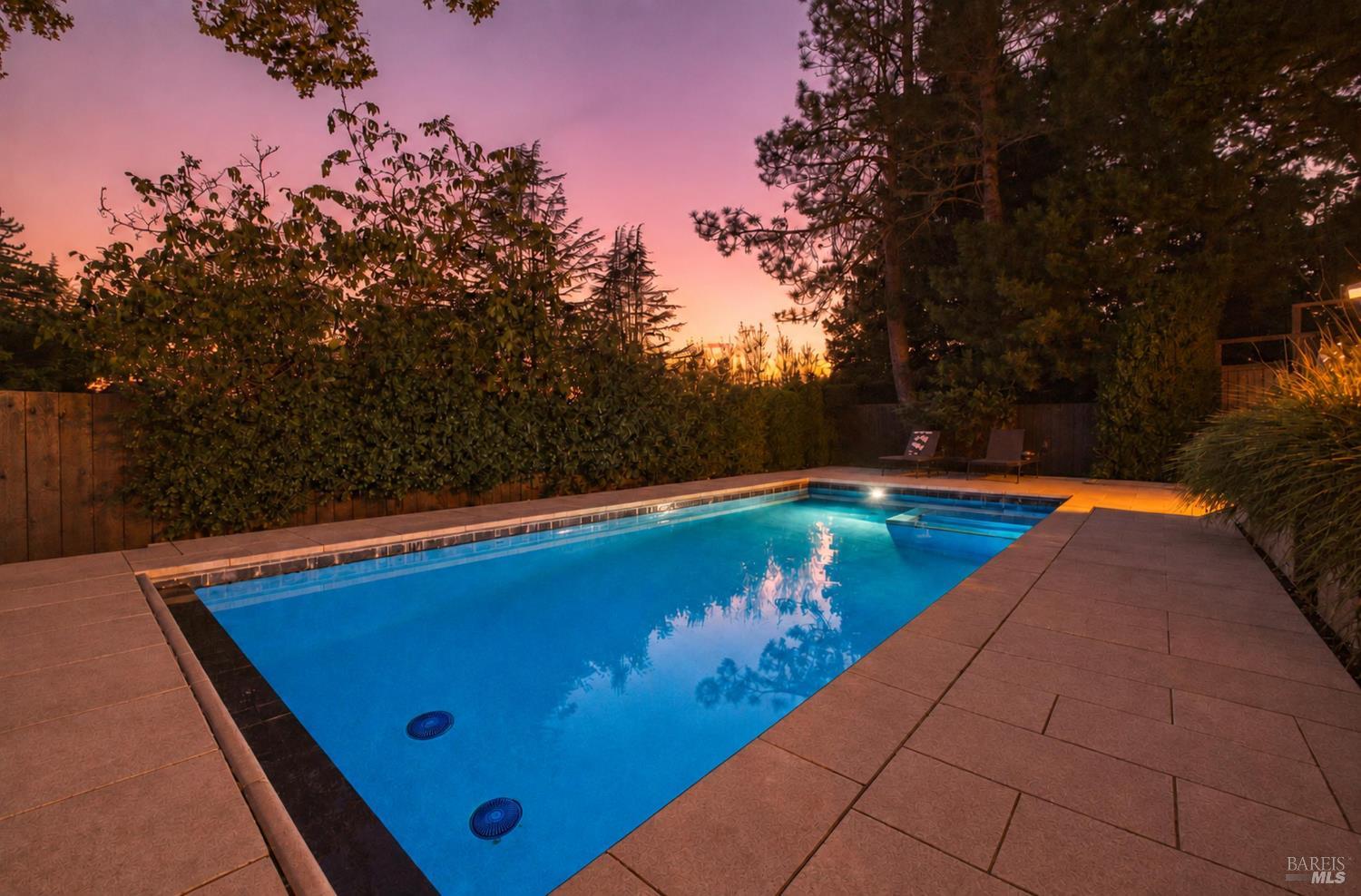 50 Oakcrest Court Napa CA 94558