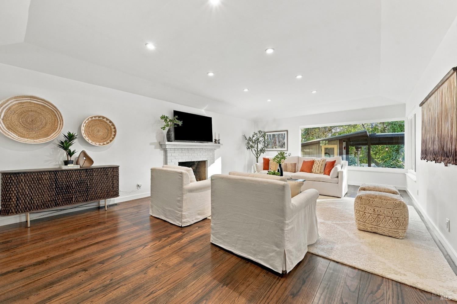 50 Oakcrest Court Napa CA 94558