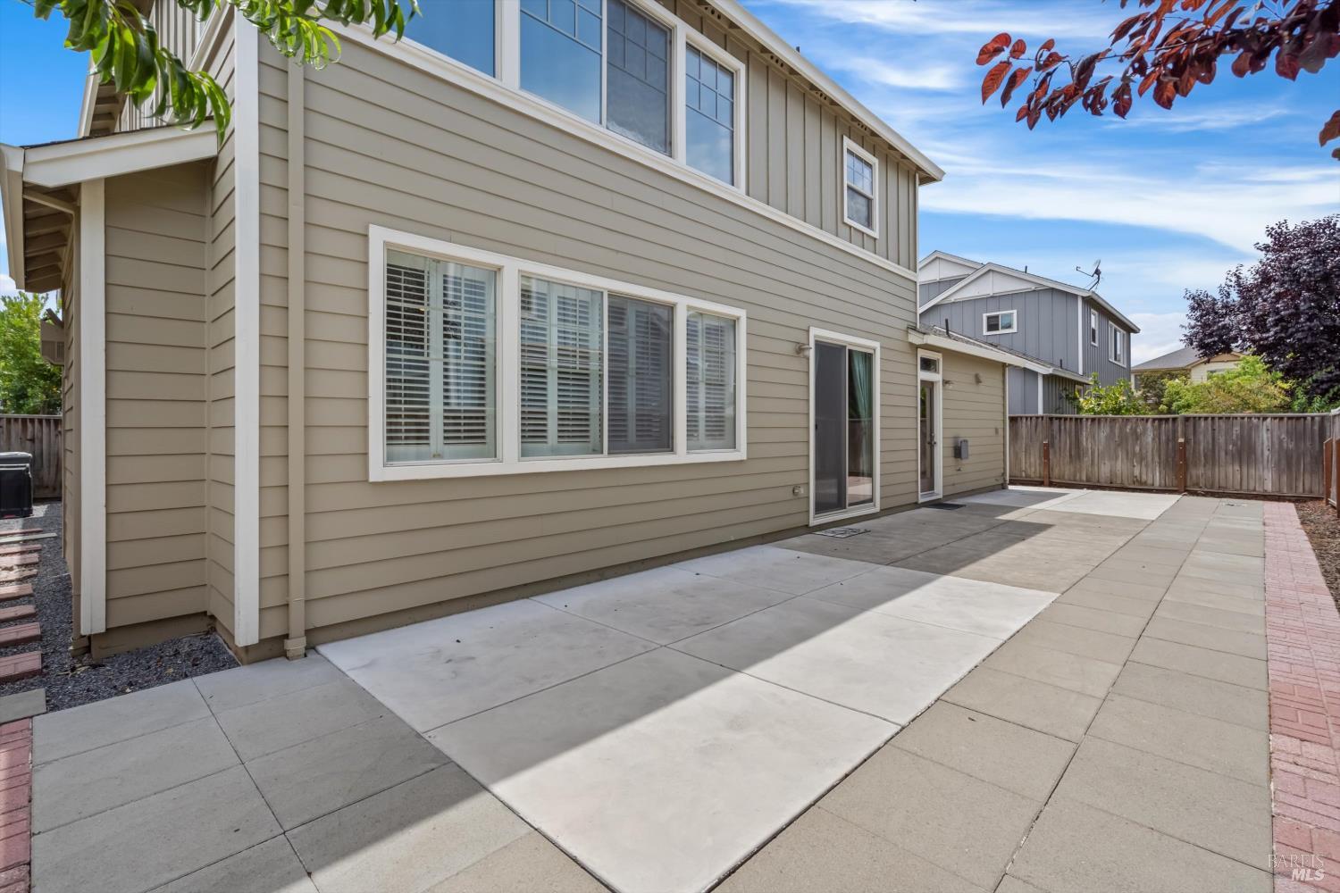 2351 Tedeschi Drive Santa Rosa CA 95403