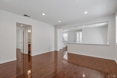 2351 Tedeschi Drive Santa Rosa CA 95403