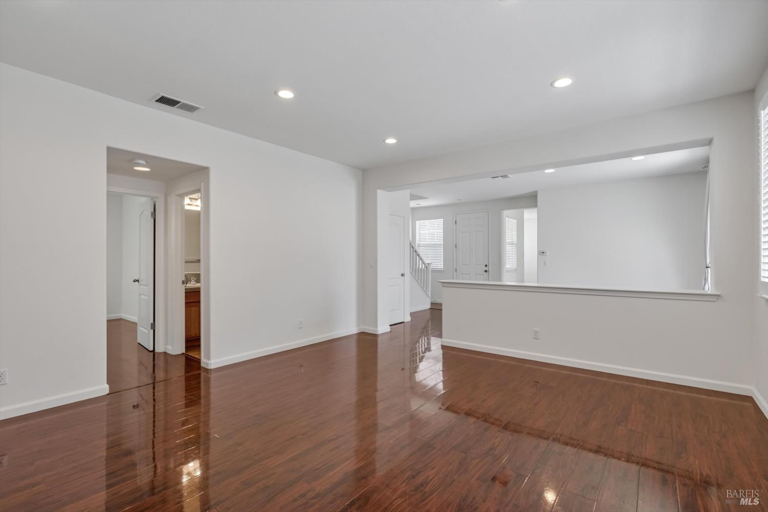 2351 Tedeschi Drive Santa Rosa CA 95403