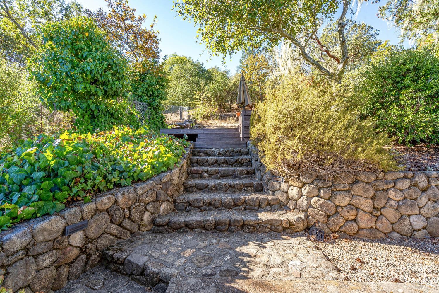 304 High Street Calistoga CA 94515