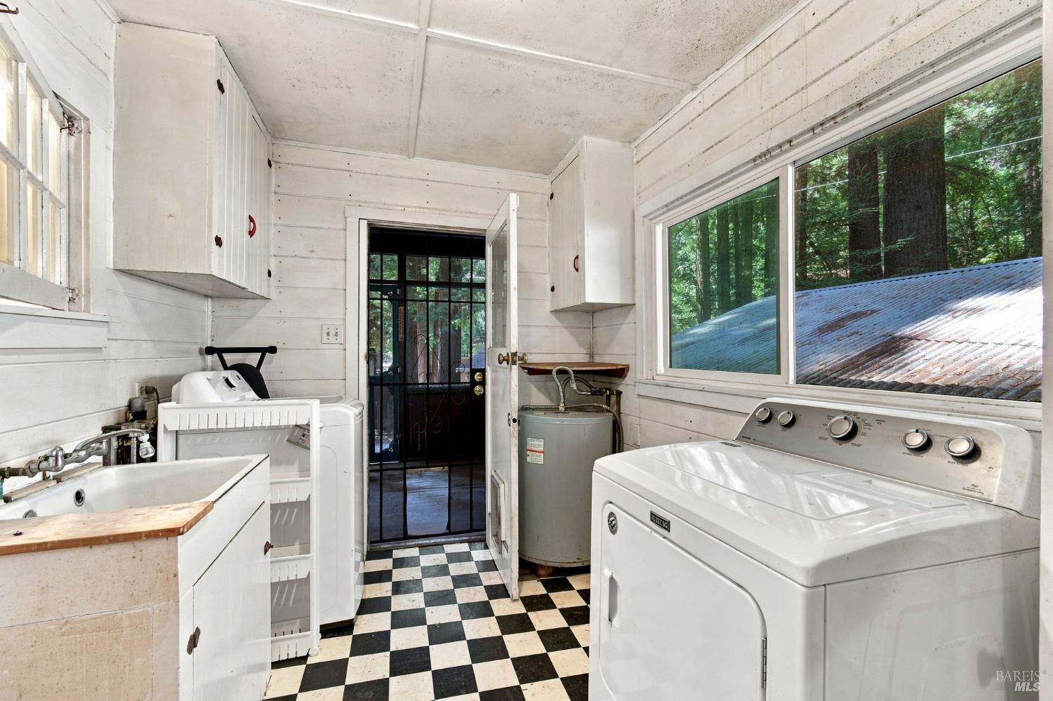 15400 Canyon 3 Road Guerneville CA 95446