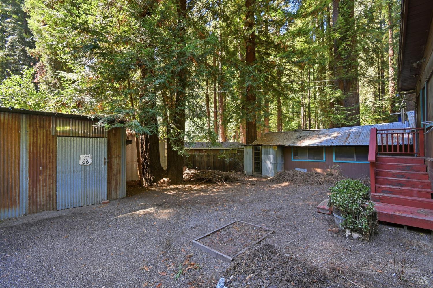 15400 Canyon 3 Road Guerneville CA 95446
