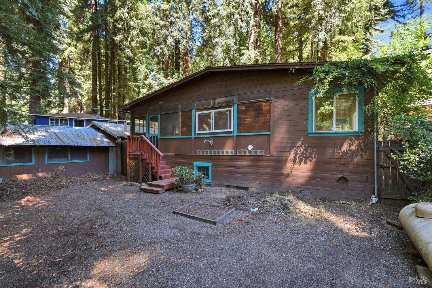15400 Canyon 3 Road Guerneville CA 95446