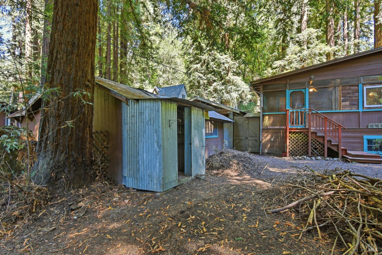 15400 Canyon 3 Road Guerneville CA 95446