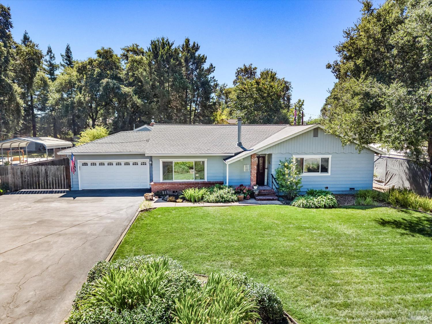 136 Mark West Station Road Windsor CA 95492