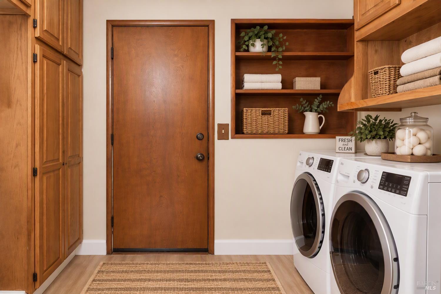 686 Dean Street Hayward CA 94541