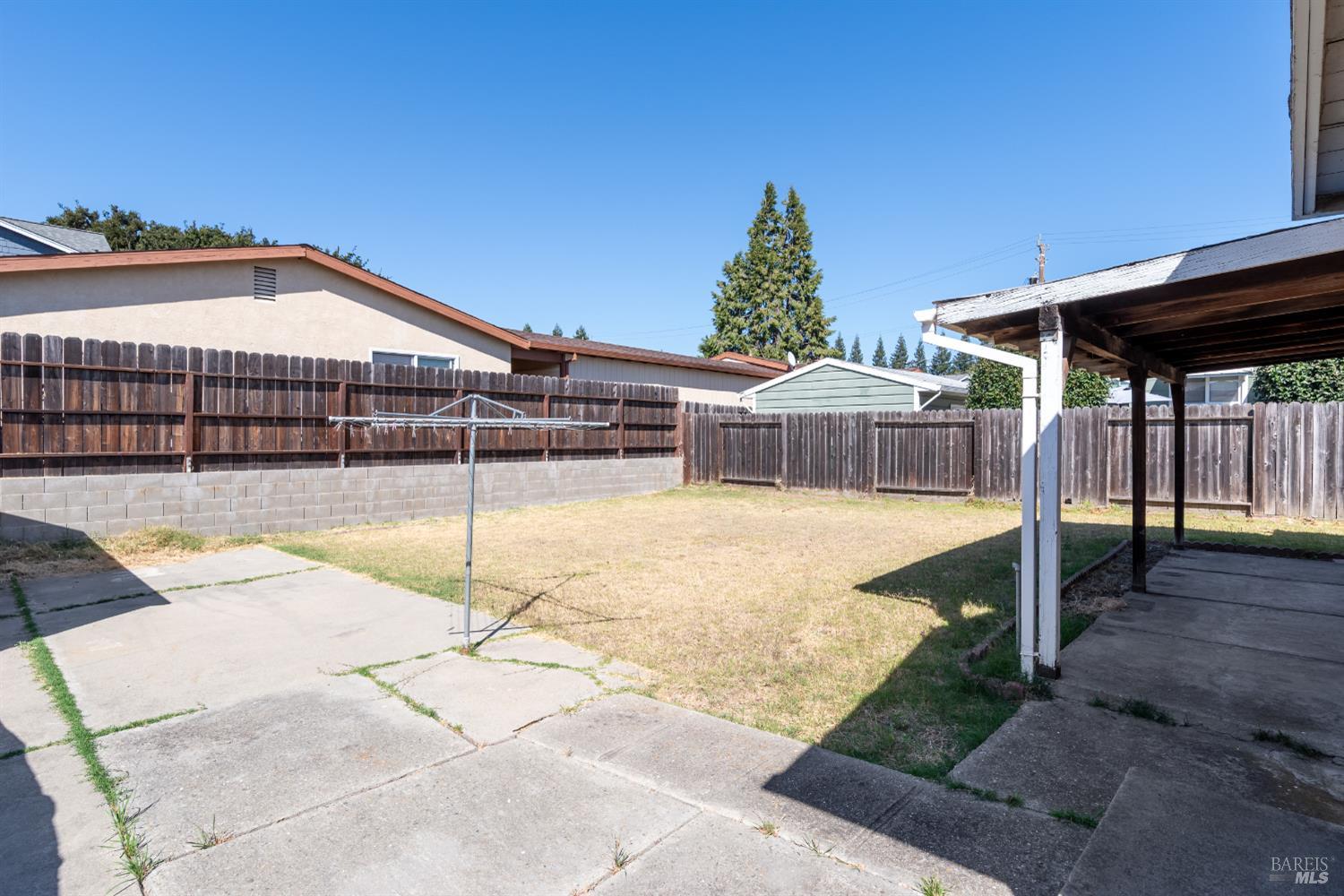 686 Dean Street Hayward CA 94541