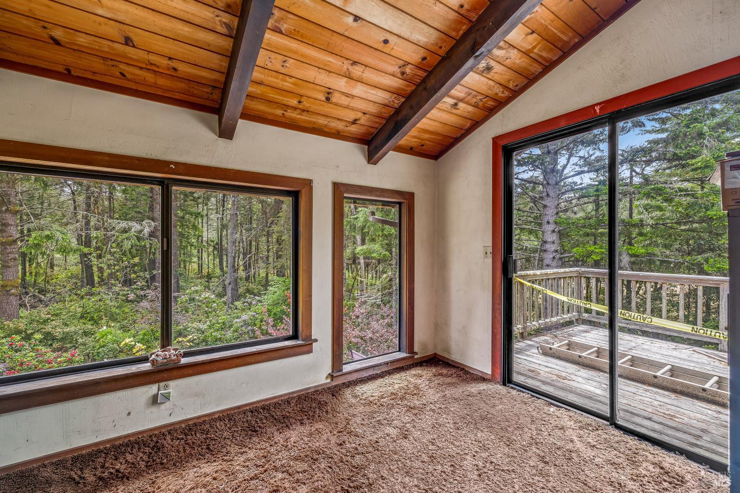 43150 Little Lake Road Mendocino CA 95460